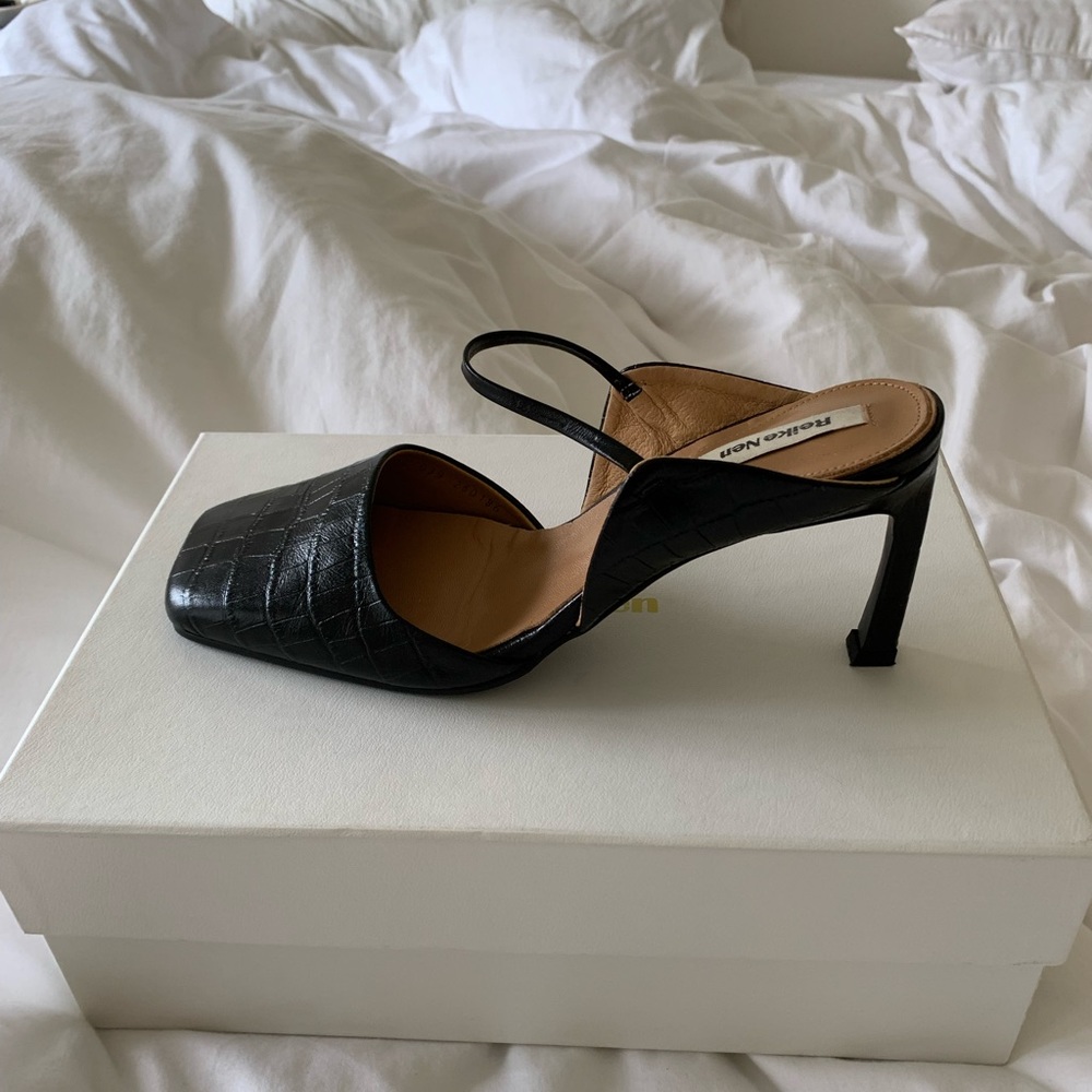 Reike Nen heels